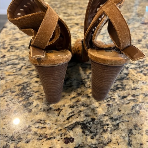 BCBGeneration - Picture 4 of 7